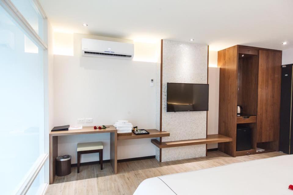 Da Pu Hotspring Hotel Wanli Exterior foto