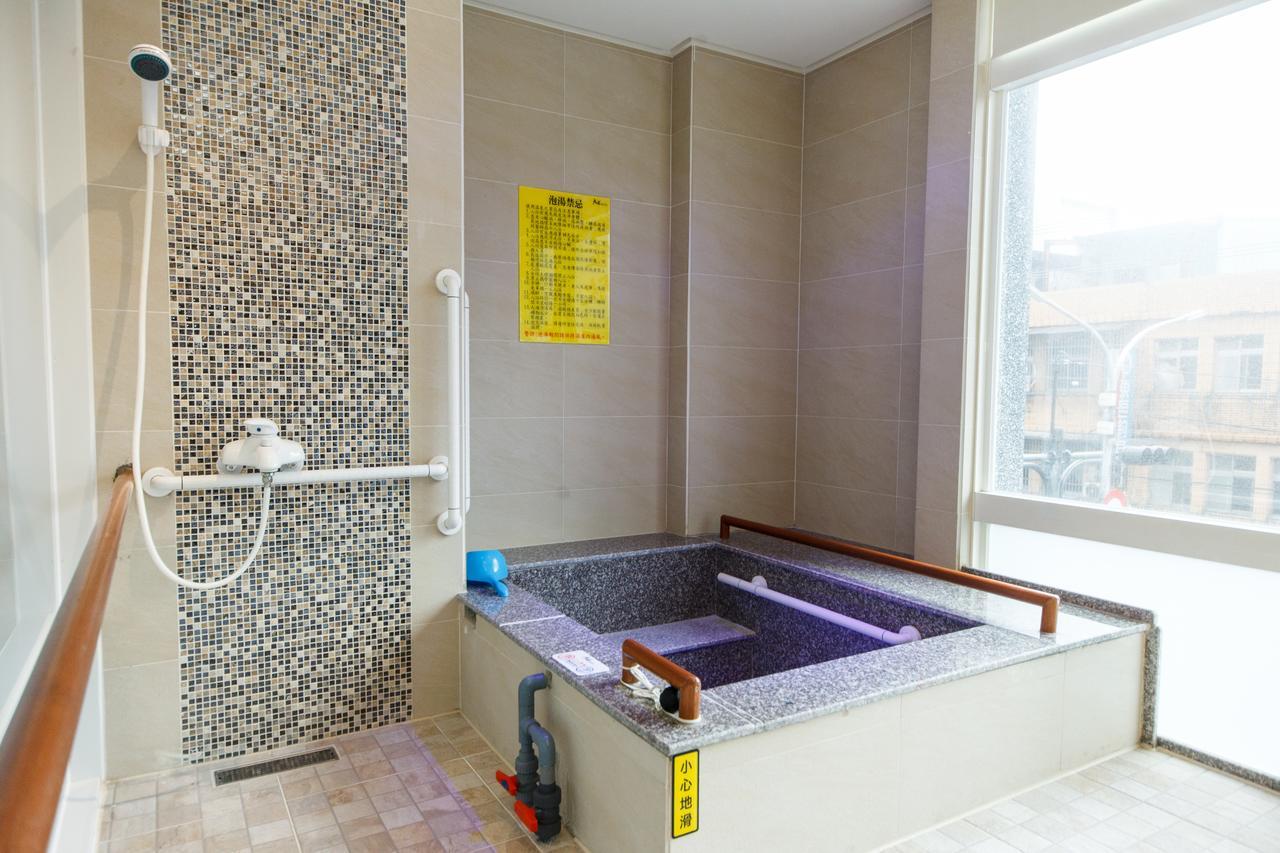 Da Pu Hotspring Hotel Wanli Exterior foto
